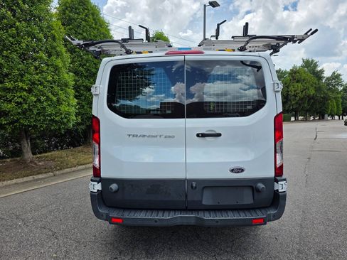 Used 2018 Ford Transit 250 148 Low Roof w/ Interior Upgrade Package RWD image 4