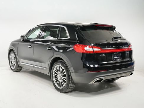 Used 2016 Lincoln MKX Reserve w/ Climate Package image 3