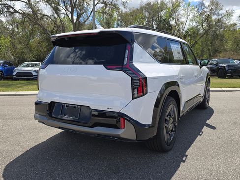 New 2026 Kia EV9 GT-Line AWD/4WD image 8