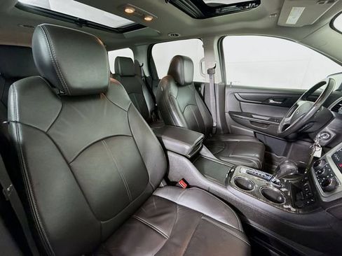 Used 2017 GMC Acadia Limited SLT image 32