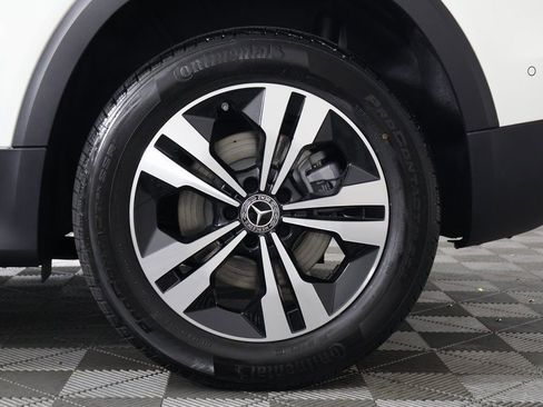 New 2026 Mercedes-Benz GLB 250 4MATIC image 10