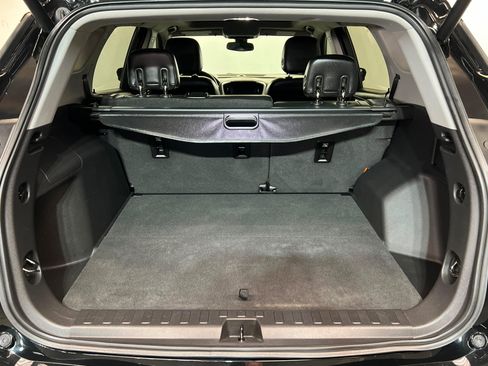Used 2019 GMC Terrain SLT w/ Preferred Package AWD/4WD image 23