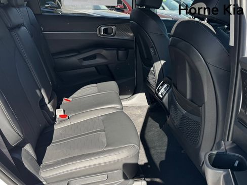 New 2026 Kia Sorento S image 19