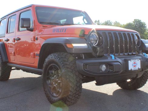 Used 2023 Jeep Wrangler Unlimited w/ Cold Weather Group AWD/4WD image 4