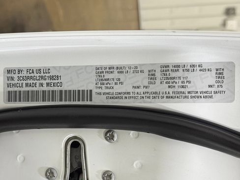 Used 2024 RAM 3500 Tradesman w/ Chrome Appearance Group image 67