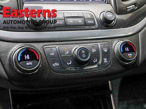 Used 2020 Chevrolet Impala LT w/ LT Convenience Package image 20