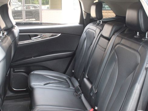 Used 2021 Lincoln Nautilus Reserve w/ Cargo Utility Package AWD/4WD image 27