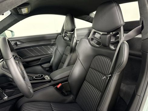 Certified 2024 Porsche 911 GT3 RS RWD image 5