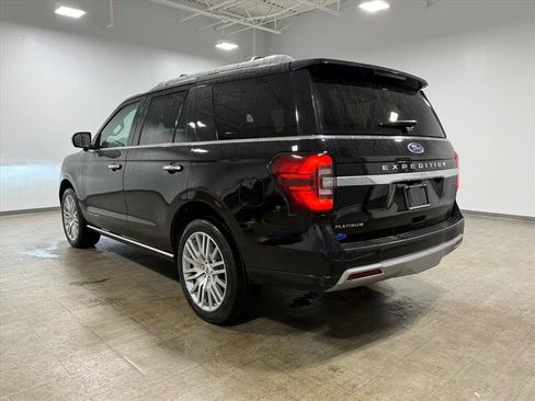 Certified 2022 Ford Expedition Platinum image 6