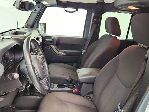 Used 2014 Jeep Wrangler Unlimited Sport w/ Quick Order Package 24S AWD/4WD image 18