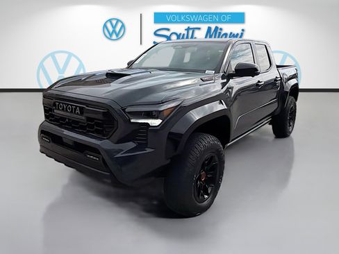 Used 2025 Toyota Tacoma TRD Pro image 3