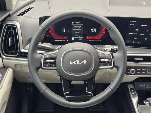 Used 2025 Kia Sorento S w/ Panoramic Sunroof Package FWD image 14