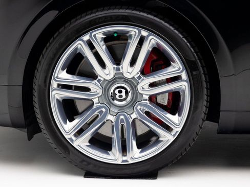 Used 2018 Bentley Flying Spur S V8 AWD/4WD image 8