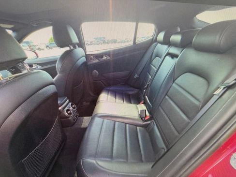 Used 2019 Kia Stinger GT2 RWD image 5
