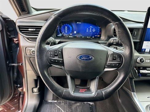 Used 2020 Ford Explorer ST w/ Premium Technology Package AWD/4WD image 11