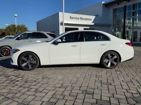 Used 2025 Mercedes-Benz C 300 Sedan image 11