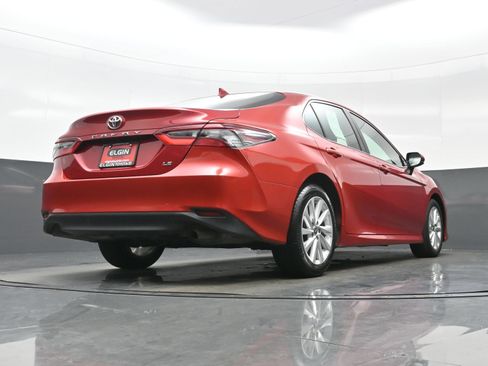 Used 2023 Toyota Camry LE FWD image 30