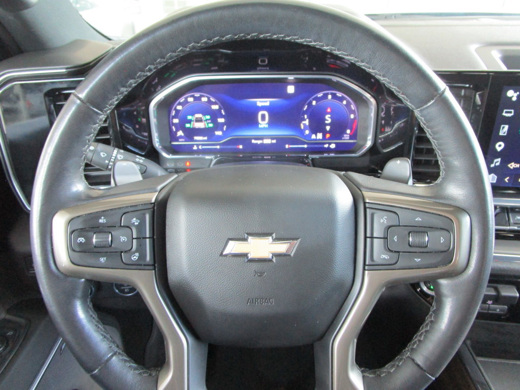 Used 2023 Chevrolet Silverado 1500 High Country w/ High Country Premium Package AWD/4WD image 44