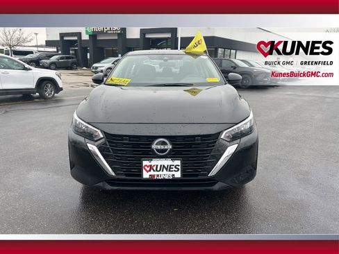 Used 2024 Nissan Sentra SV image 12