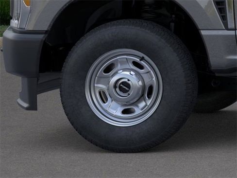 New 2025 Ford F250 XL image 19