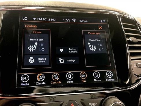 Used 2020 Jeep Grand Cherokee Altitude AWD/4WD image 36