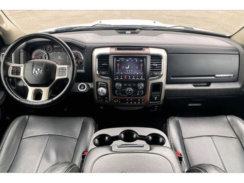 Used 2018 RAM 1500 Laramie w/ Convenience Group image 17