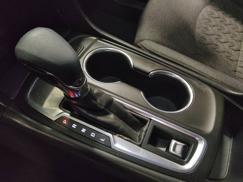 Used 2022 Chevrolet Equinox LT image 26