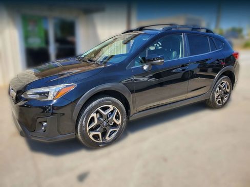 Used 2019 Subaru Crosstrek 2.0i Limited w/ Moonroof Package w/Navigation AWD/4WD image 10