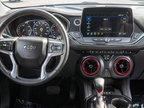 Certified 2024 Chevrolet Blazer RS w/ Driver Confidence II Package image 11