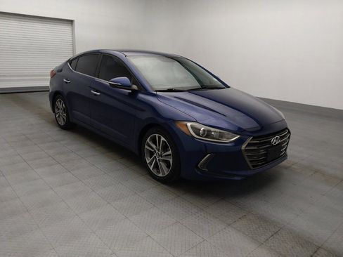 Used 2017 Hyundai Elantra Limited FWD image 11