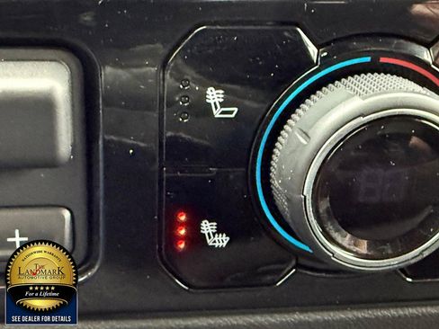 Used 2025 Chevrolet Silverado 1500 LT image 14