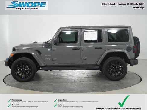 Used 2022 Jeep Wrangler Unlimited Sahara w/ Cold Weather Group AWD/4WD image 7