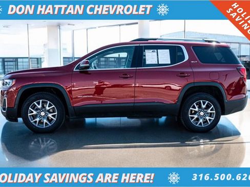 Used 2023 GMC Acadia SLT image 2