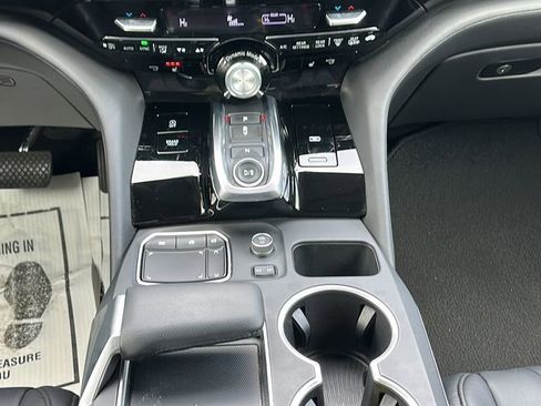 Used 2023 Acura MDX SH-AWD image 20