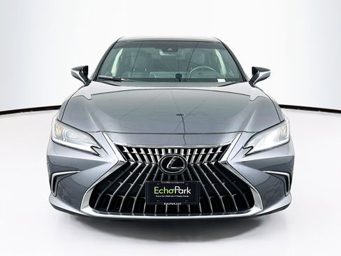 Used 2024 Lexus ES 350 w/ Premium Package image 2