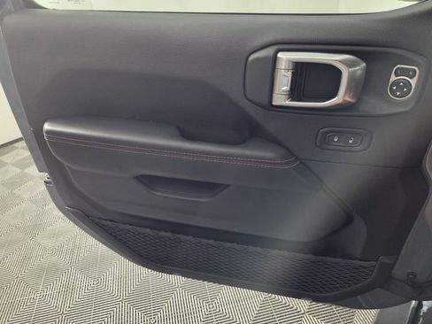 Certified 2026 Jeep Wrangler Unlimited Rubicon image 22