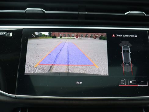 Used 2023 Audi Q8 Premium w/ Black Optic Package AWD/4WD image 28