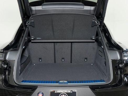 New 2026 Porsche Cayenne Coupe AWD/4WD image 13