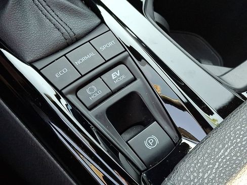 Certified 2025 Toyota Camry XSE w/ Premium Plus Package AWD/4WD image 26