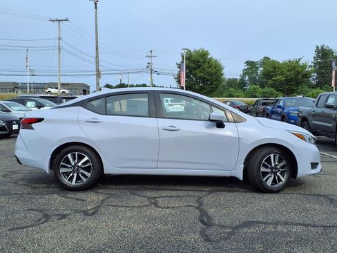 New 2025 Nissan Versa SV w/ Trunk Package image 2
