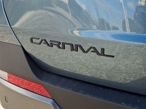 New 2026 Kia Carnival SX w/ SX Dark Edition Package image 24