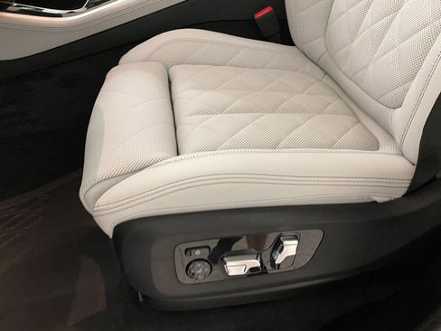 New 2026 BMW X5 xDrive40i w/ M Sport Package image 12