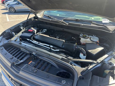 Used 2023 Chevrolet Silverado 1500 Custom image 30