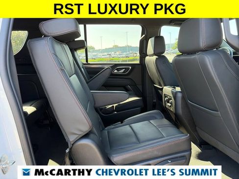 Used 2024 Chevrolet Suburban RST w/ Luxury Package AWD/4WD image 35