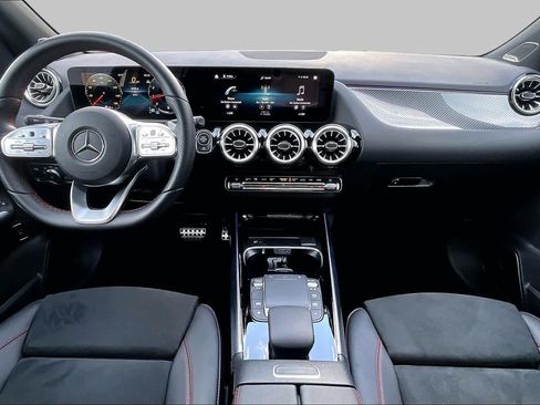 Used 2023 Mercedes-Benz GLA 250 image 14