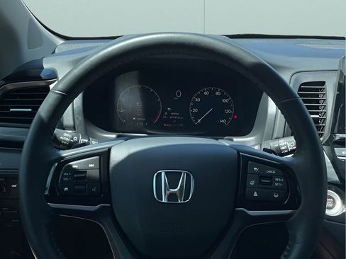 Used 2025 Honda Odyssey Elite image 20