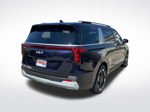 New 2026 Kia Carnival EX FWD image 5