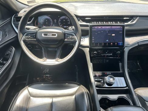 Used 2024 Jeep Grand Cherokee Limited w/ Black Appearance Package AWD/4WD image 20
