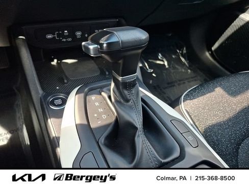Certified 2025 Kia K4 GT-Line Turbo FWD image 17