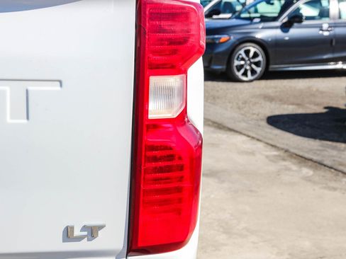 Used 2021 Chevrolet Silverado 3500 LT image 16